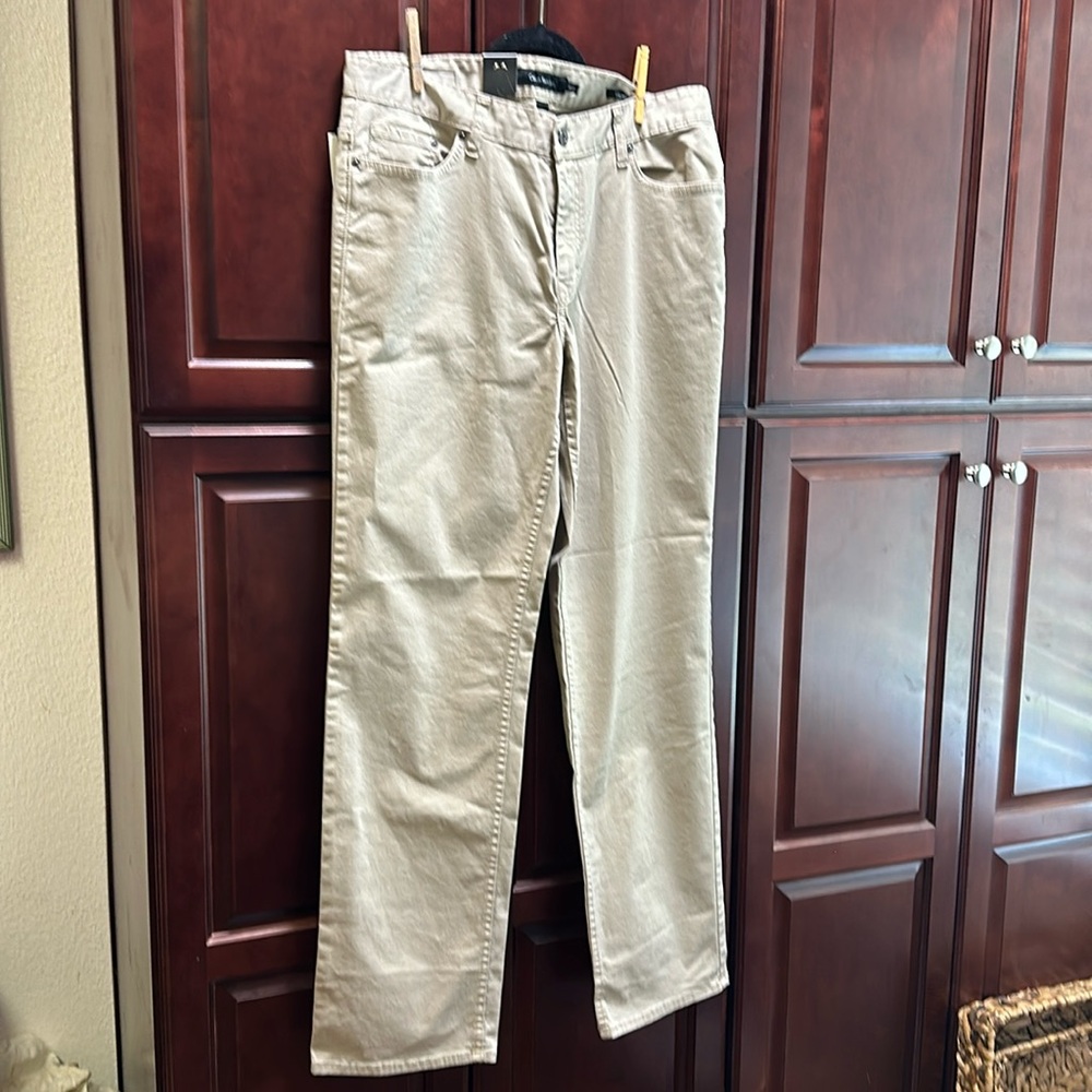 New Calvin Klein Men’s Kaki pants 36 X 34
